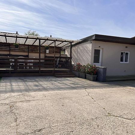 Nuit Insolite Au Coeur D'Un Ranch Proche D'Europa Park Schwobsheim Exteriör bild